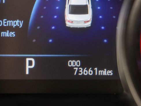 Used 2022 Toyota Camry XSE w/ Navigation Package image 16