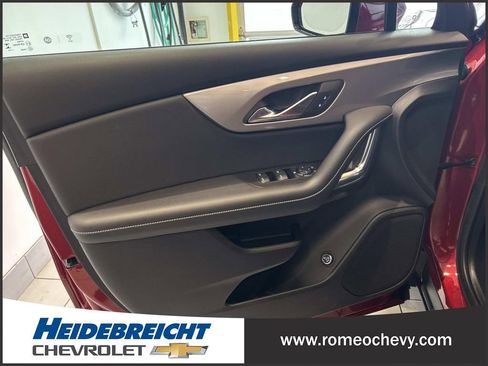 Used 2023 Chevrolet Blazer LT w/ Convenience Package AWD/4WD image 10