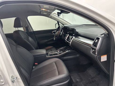 Used 2023 Kia Sorento EX AWD/4WD image 28