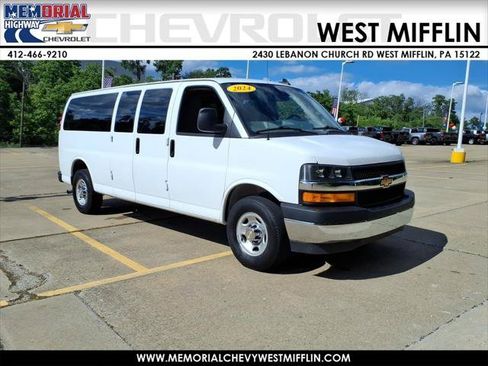 Used 2024 Chevrolet Express 3500 LT w/ LT Preferred Equipment Group RWD image 1