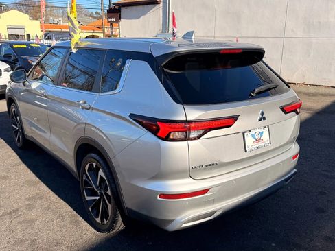 Used 2024 Mitsubishi Outlander Ralliart image 5