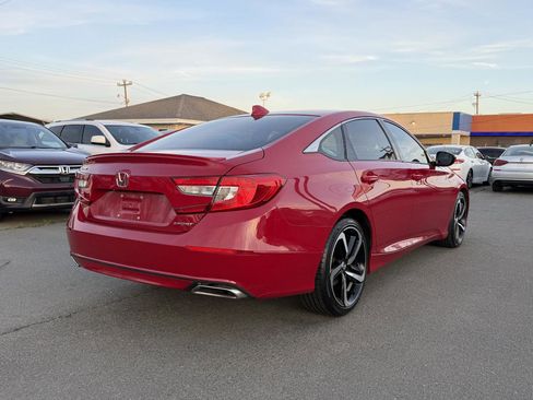 Used 2018 Honda Accord Sport image 6