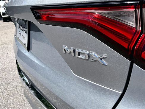 Certified 2024 Acura MDX FWD w/ Technology Package image 10