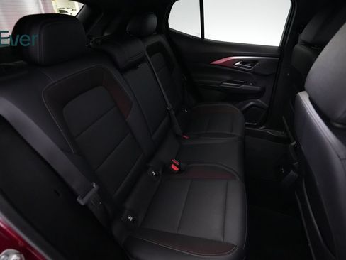 Used 2024 Chevrolet Equinox EV RS FWD image 5