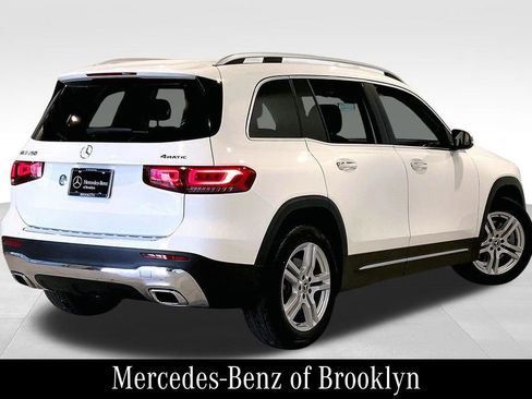 Used 2021 Mercedes-Benz GLB 250 4MATIC image 15