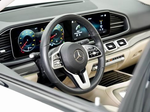 Used 2023 Mercedes-Benz GLE 350 4MATIC image 9