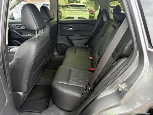 New 2026 Nissan Rogue Platinum AWD/4WD image 17