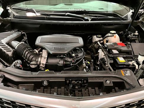 Used 2025 Cadillac XT5 Premium Luxury AWD/4WD image 30