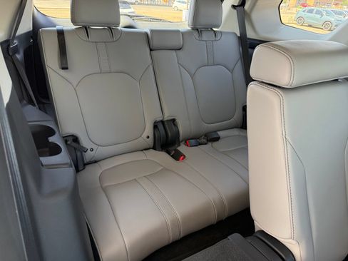 Certified 2025 Honda Pilot EX-L image 39