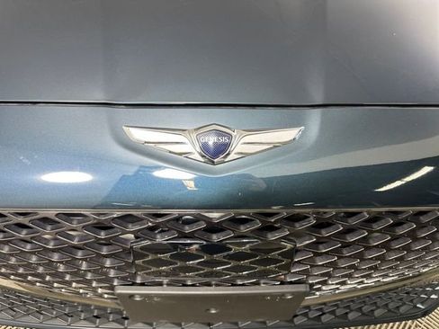 Used 2023 Genesis G70 2.0T w/ Sport Prestige Package image 9
