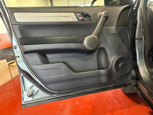 Used 2011 Honda CR-V EX image 27