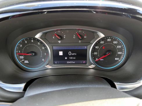 Used 2023 Chevrolet Traverse RS AWD/4WD image 19