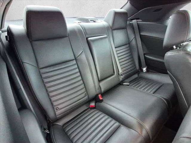 Used 2012 Dodge Challenger R/T RWD image 19