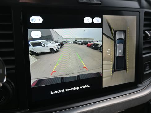 Used 2026 Ford F350 Platinum w/ Platinum Plus Package image 30