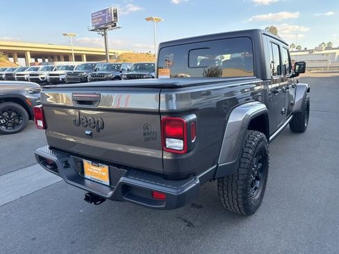 Certified 2022 Jeep Gladiator Sport image 6