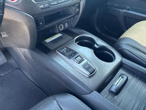 Used 2023 Honda Passport EX-L image 16