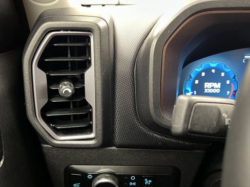 Used 2025 Ford Bronco Sport Outer Banks w/ Outer Banks Tech Package+ AWD/4WD image 58