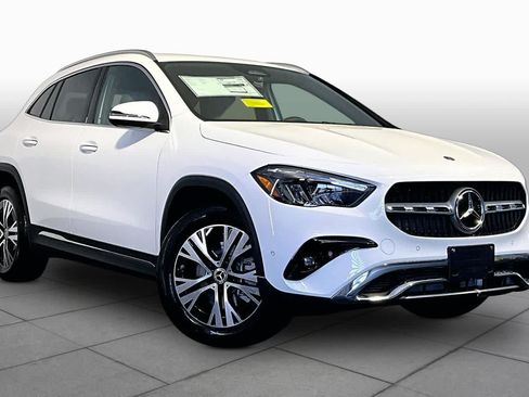 New 2026 Mercedes-Benz GLA 250 4MATIC image 19