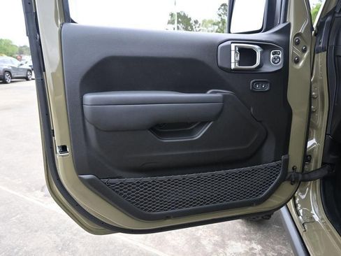 New 2026 Jeep Gladiator Willys image 17