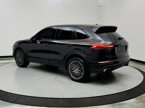 Used 2017 Porsche Cayenne Platinum Edition image 7