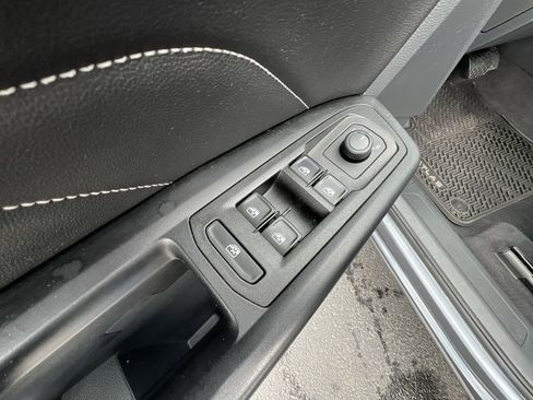 Used 2020 Volkswagen Atlas Cross Sport SEL image 24