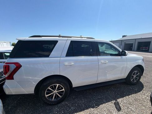 Used 2020 Ford Expedition XLT AWD/4WD image 11