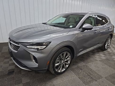 Used 2021 Buick Envision Avenir w/ Technology Package II image 8