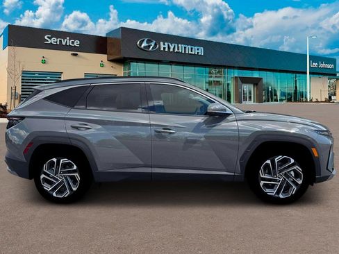 New 2026 Hyundai Tucson Limited AWD/4WD image 9