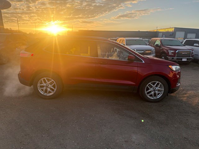 Used 2022 Ford Edge SEL w/ Convenience Package AWD/4WD image 11