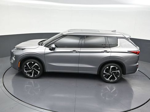 Used 2022 Mitsubishi Outlander SEL AWD/4WD image 15