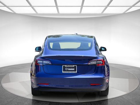 Used 2023 Tesla Model 3 Standard Range RWD image 3