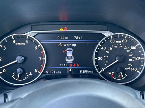 Used 2024 Nissan Altima 2.5 SV FWD image 20
