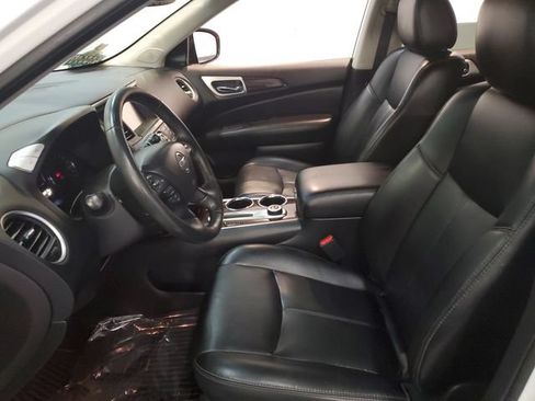 Used 2016 Nissan Pathfinder SL w/ SL Tech Package AWD/4WD image 11