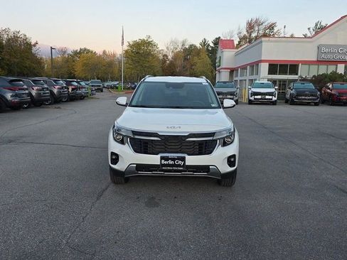 New 2026 Kia Seltos S image 2