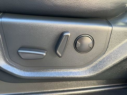 Used 2020 Ford F150 Lariat w/ Equipment Group 502A Luxury image 18