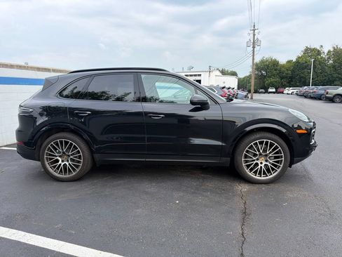 Used 2022 Porsche Cayenne S AWD/4WD image 6