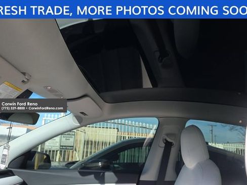 Used 2022 Tesla Model Y Performance image 16