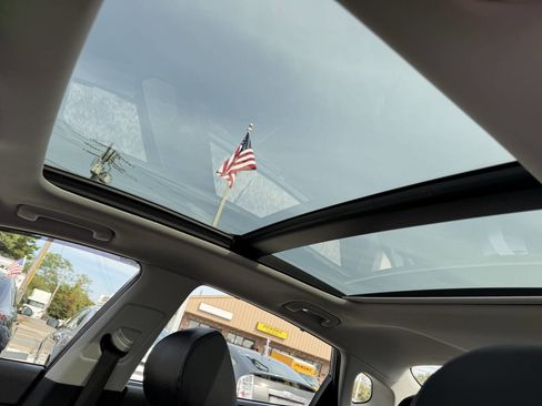 Used 2017 Kia Optima EX w/ Premium Package image 17