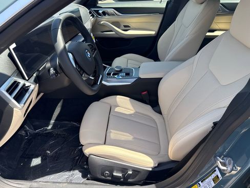 New 2026 BMW i4 eDrive40 w/ Parking Assistance Package RWD image 22