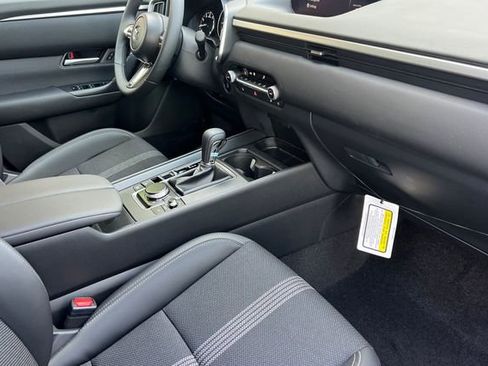 New 2026 MAZDA CX-50 AWD 2.5 S w/ Preferred Pkg image 18