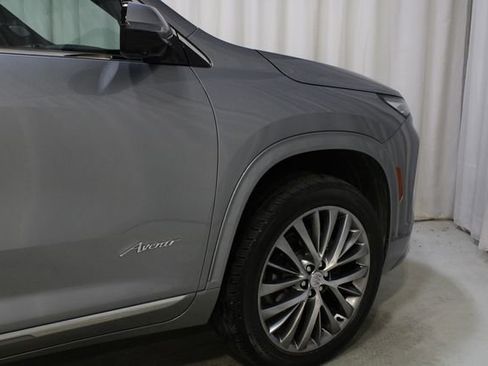 Used 2025 Buick Enclave Avenir w/ Trailering Package, 5000 lbs. FWD image 29