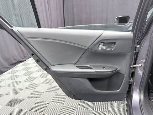 Used 2016 Honda Accord EX-L image 25