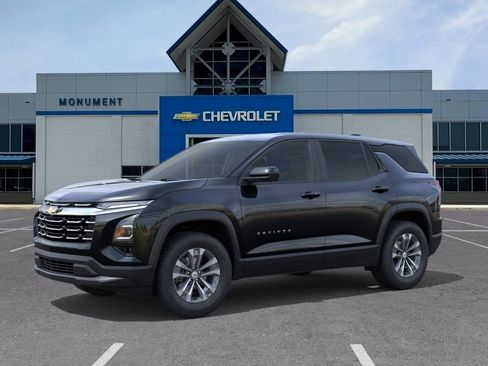 New 2026 Chevrolet Equinox LT w/ Convenience Package II FWD image 2