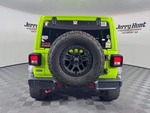 Used 2021 Jeep Wrangler Unlimited Rubicon w/ Xtreme Recon 35" Tire Package AWD/4WD image 8