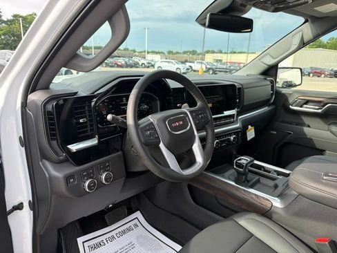 New 2026 GMC Sierra 1500 SLT w/ SLT Premium Plus Package AWD/4WD image 11