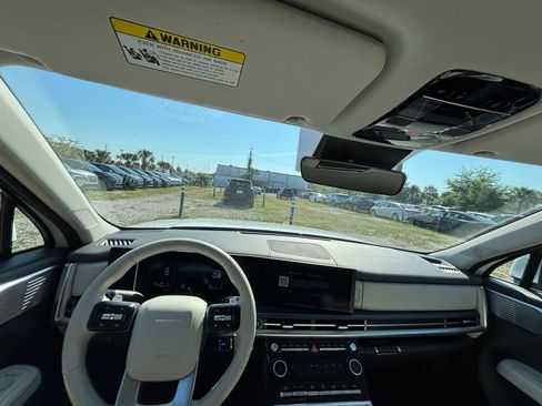 Used 2025 Hyundai Santa Fe SEL image 37