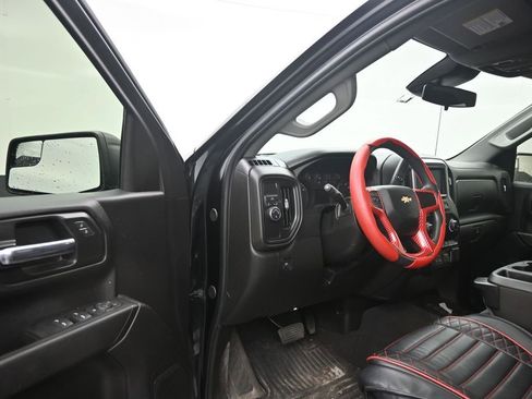 Used 2024 Chevrolet Silverado 1500 Custom RWD image 10