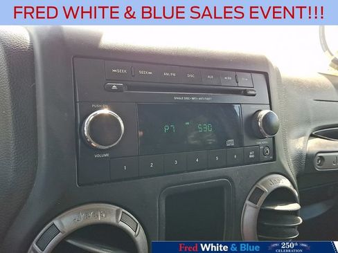 Used 2018 Jeep Wrangler Unlimited Sport AWD/4WD image 24