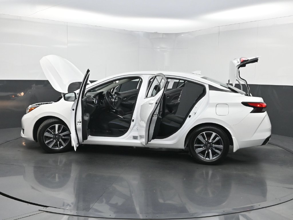 Used 2024 Nissan Versa SV w/ Trunk Package FWD image 35