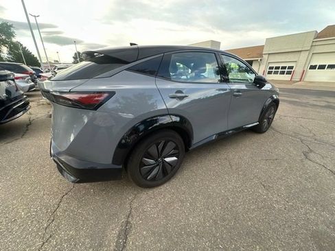 Used 2024 Nissan Ariya AWD image 3